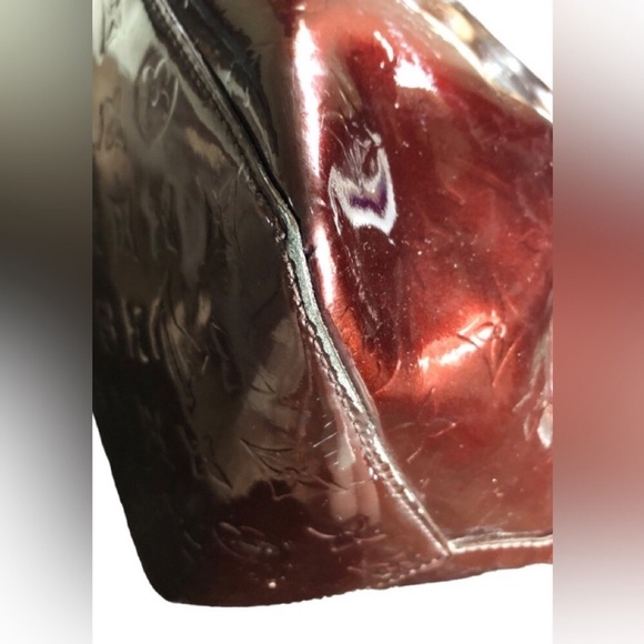 Louis Vuitton Bellevue GM Tote - Picture 8 of 12